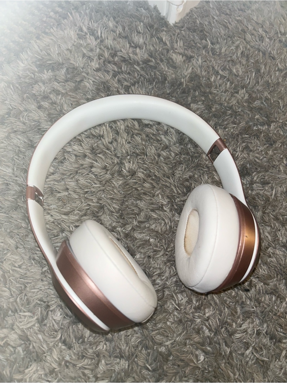 Beats by Dre Over-Ear Headphones in White and Rose Gold